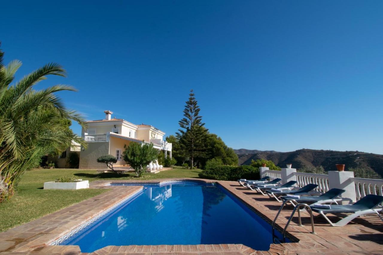 Gran Villa Con Vistas Al Mar Y Piscina Privada Málaga Kültér fotó