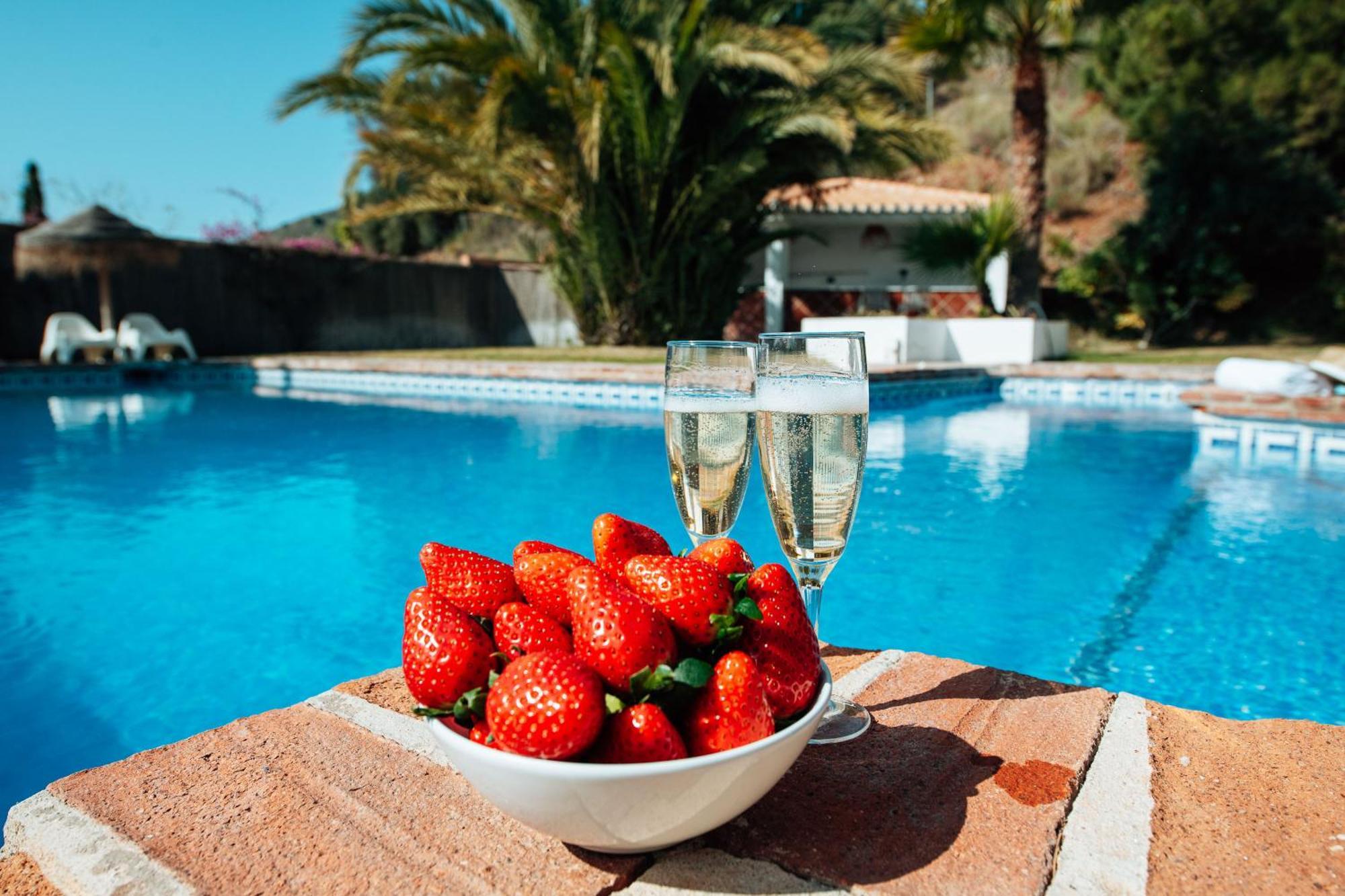 Gran Villa Con Vistas Al Mar Y Piscina Privada Málaga Kültér fotó